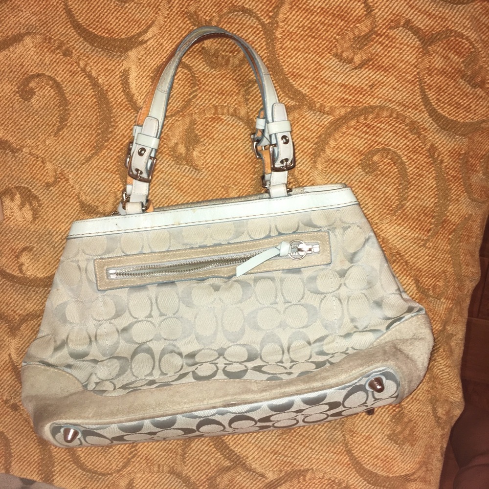 Authentic Coach - Picture 9 of 13